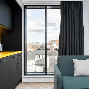 Aparthotel Staycity Centre