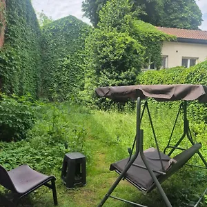 Хостел Smallfunnyworld Brussels